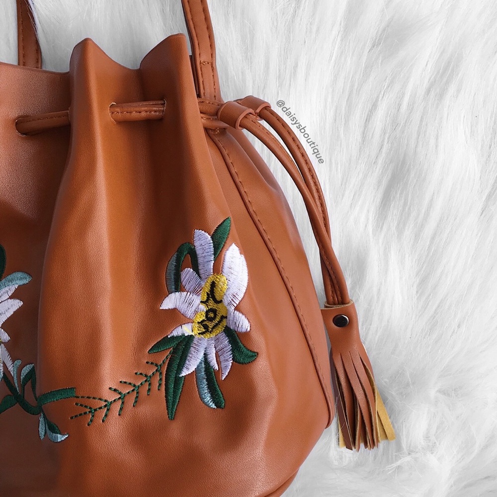 brown floral embroidered crossbody bucket bag - Picture 2 of 7